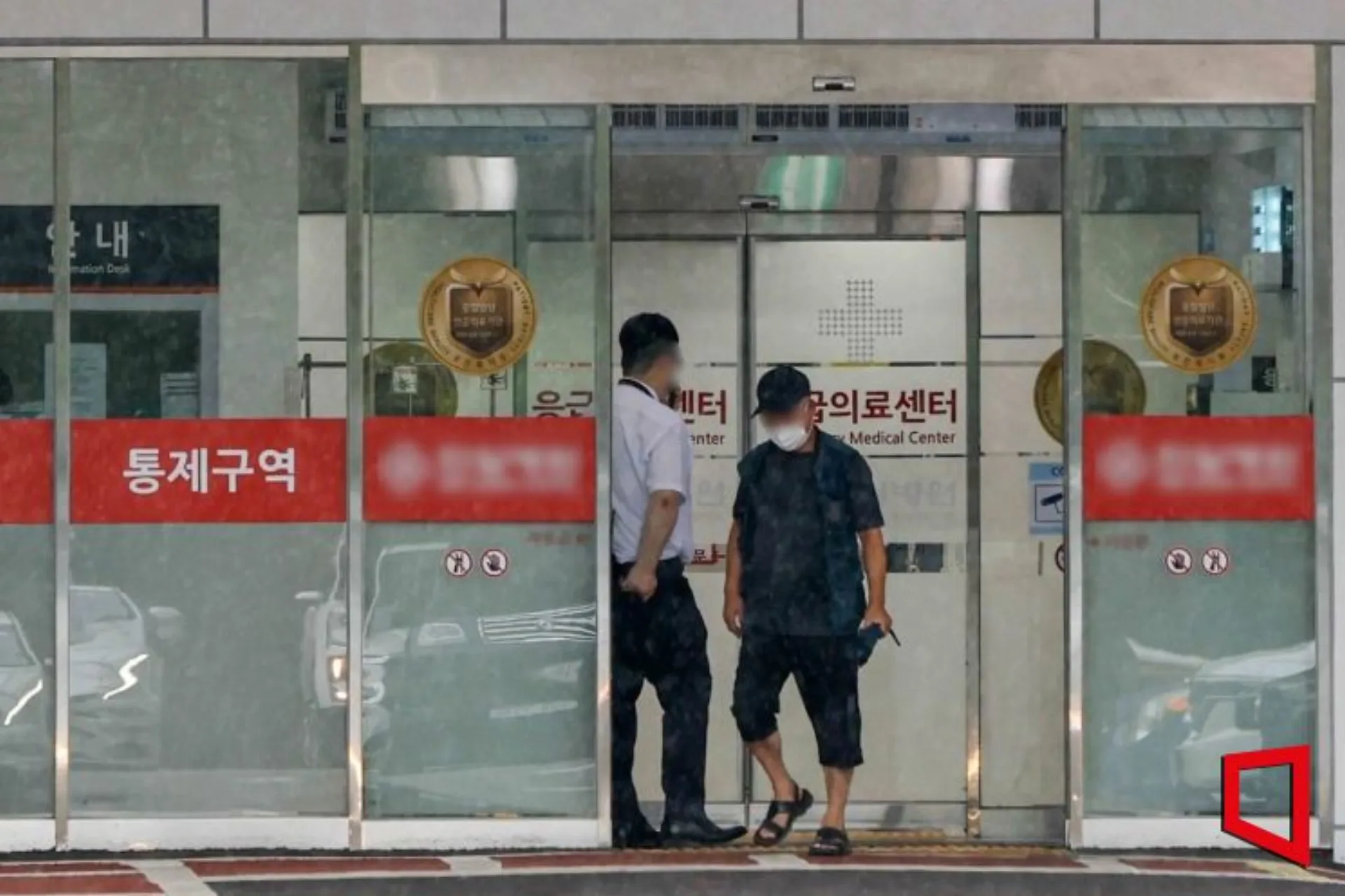 무연고 외국인 환자 치료비를 민간병원이 떠안는 구조