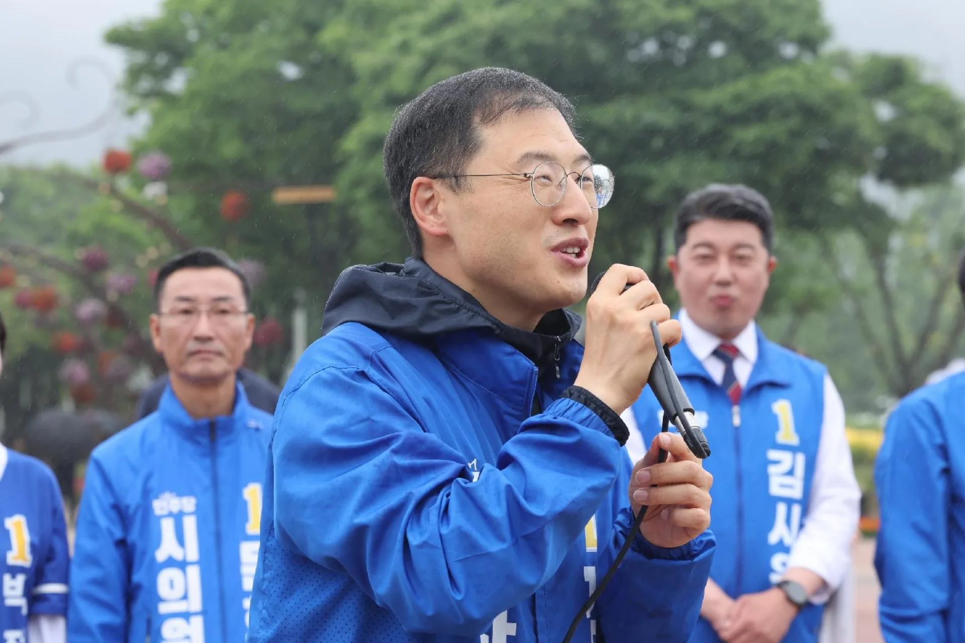 단일화 경선 중단 및 개입 의혹 공방